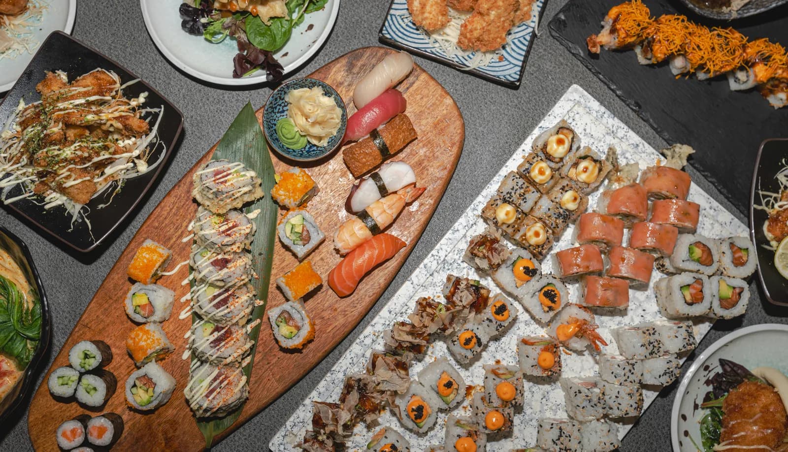 Sushi premium 60 piece platter